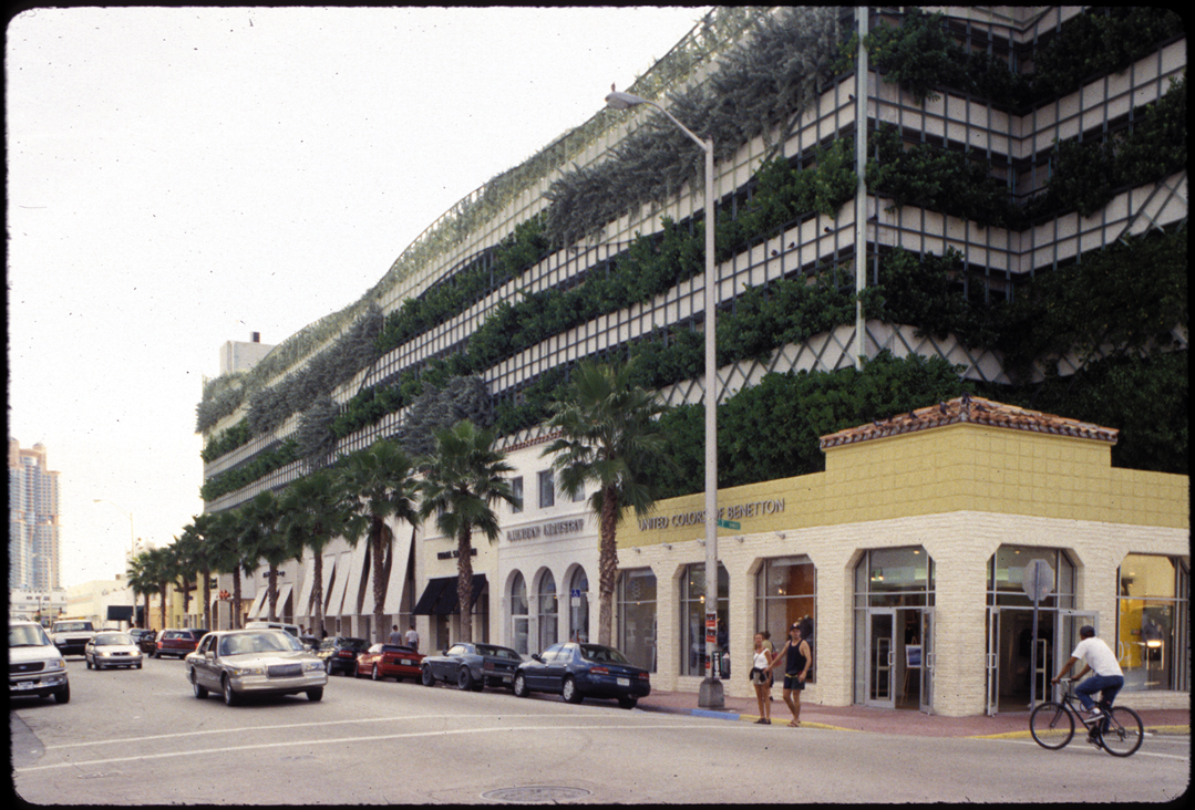 Miami, South Beach green urbanist parking lot, Arquitectonica Nov. 1997.