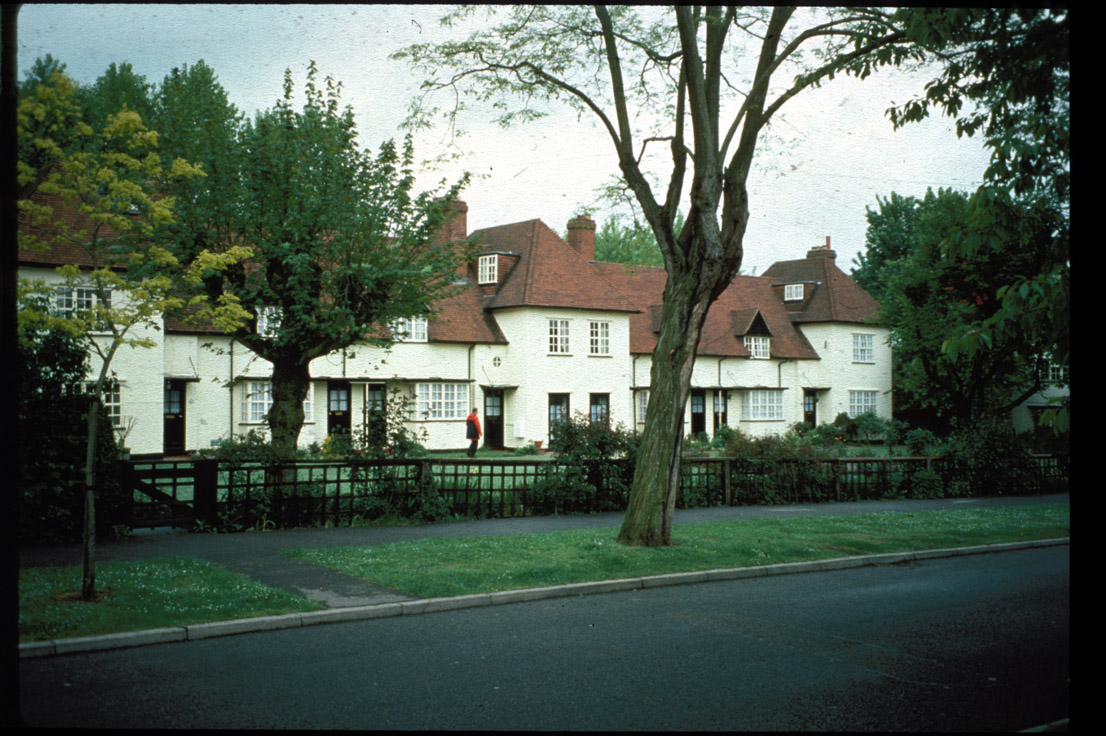 Letchworth-housing, view along street, 1993.