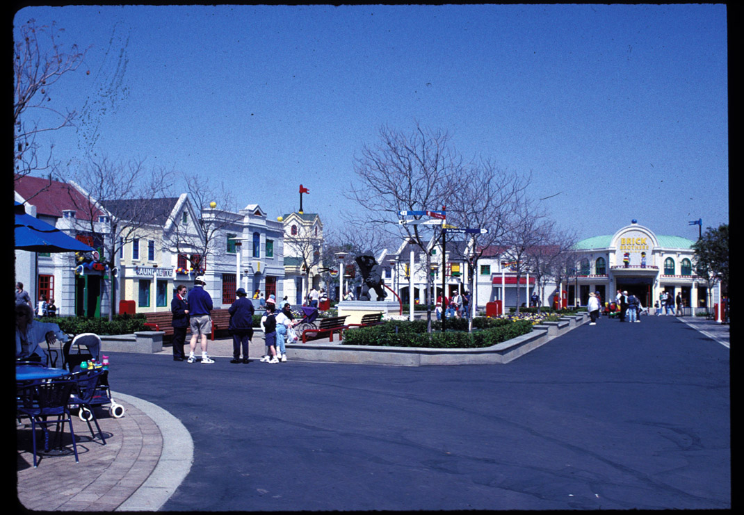 Carlsbad, California, Legoland, 3/99.