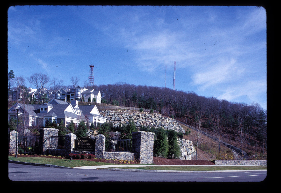 Waltham, MA, Bear Hill, Gatehouse to complex, 11/99.