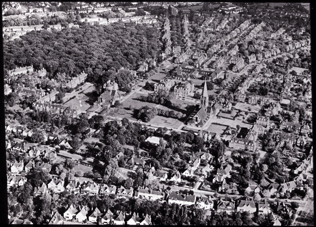 Hampstead Garden Suburb, London-aerial view of center.