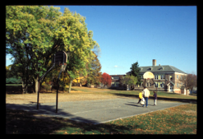 Radburn, view of School, 11/01.