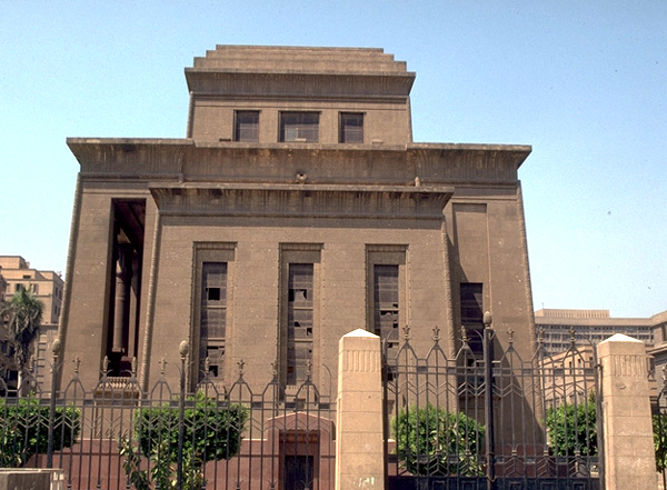 Side facade of the Mausoleum. 