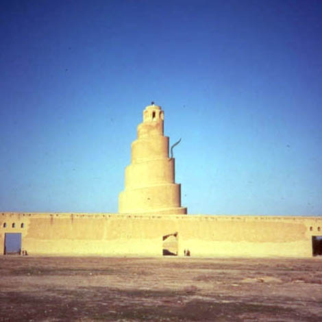 General view of al- Mutawakkil mosque with the Malwiyya minaret.