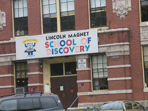 Lincoln Magnet.