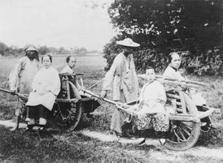 Image of China passenger wheelbarrows.