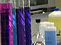 Video still of a separatory funnel in Video 5 of the Digital Lab Techniques Manual.